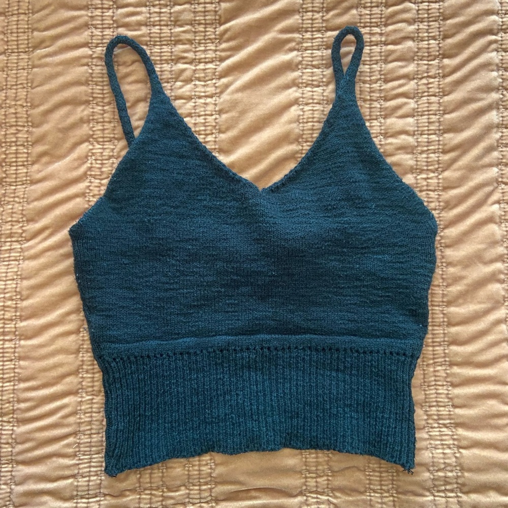 Knit spaghetti strap crop tank